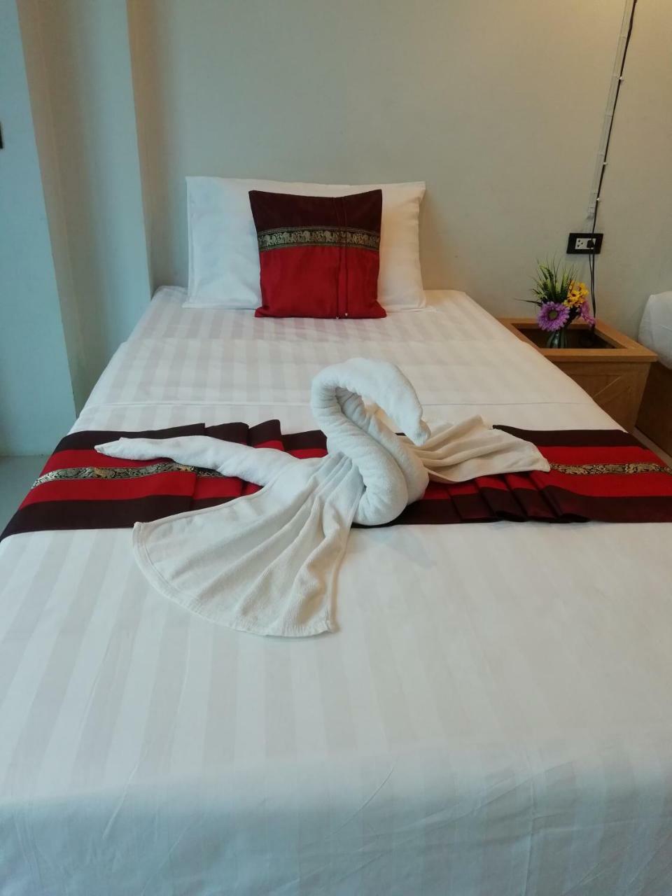 Little Lanna Guesthouse Chiang Mai Zewnętrze zdjęcie