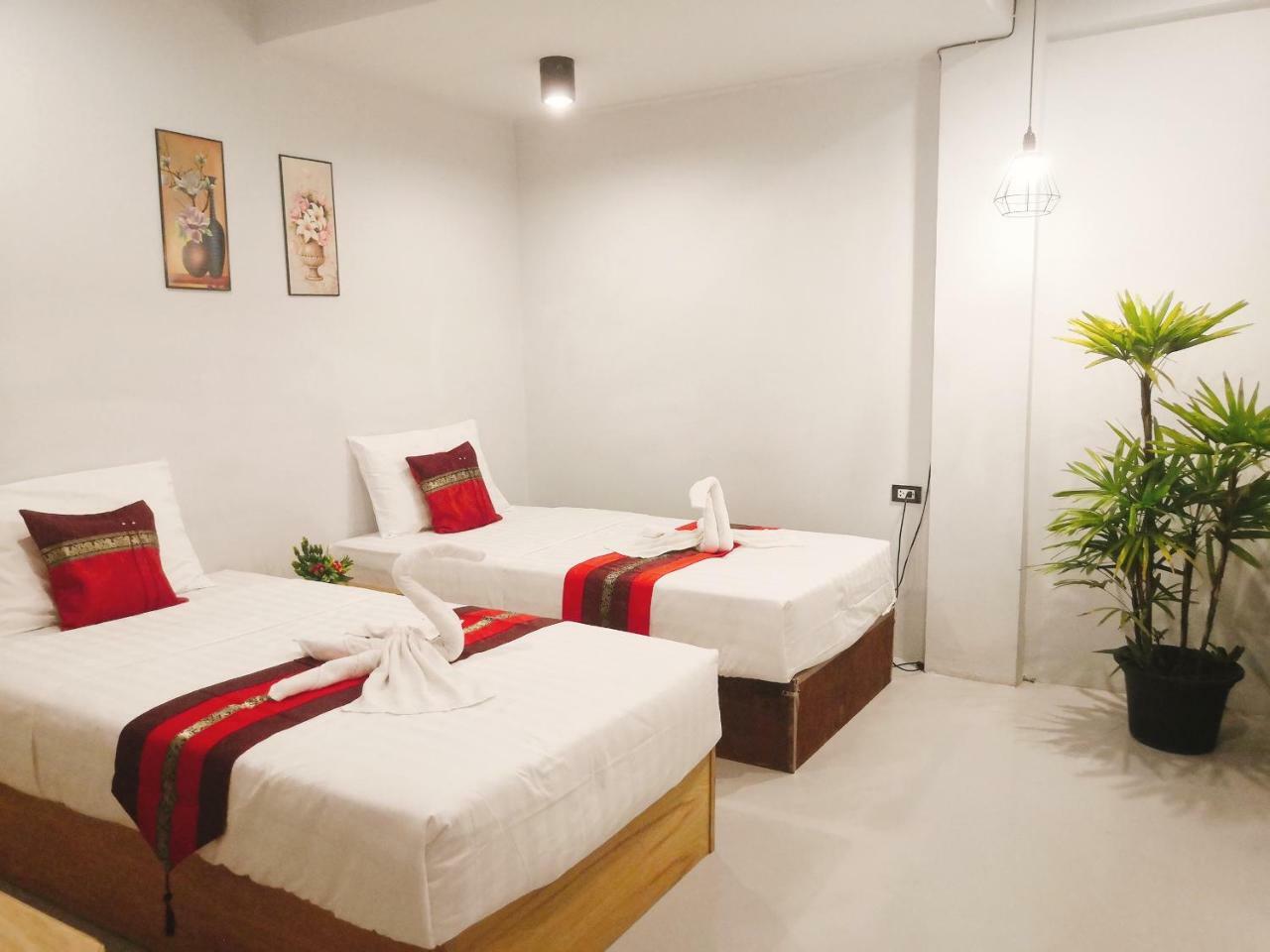 Little Lanna Guesthouse Chiang Mai Zewnętrze zdjęcie